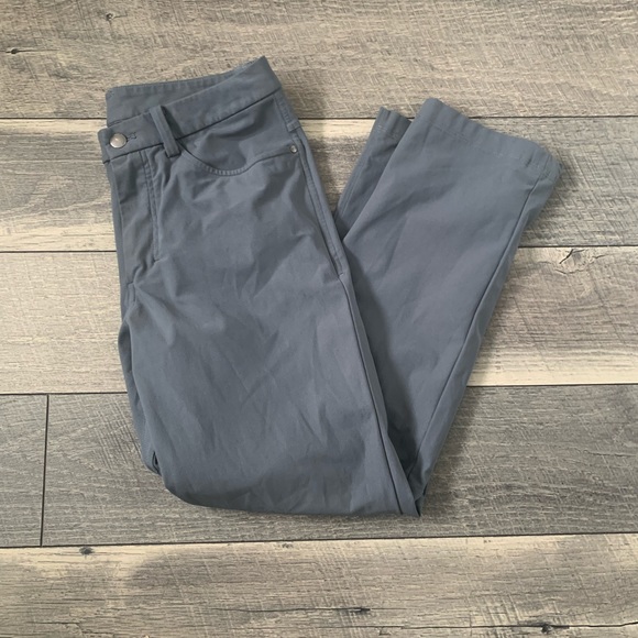 Lululemon ABC Pant - Picture 2 of 5